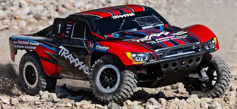 traxxas shlash 着払いに戻しました。 Unboxing and Track Testing the new Traxxas Slash Short