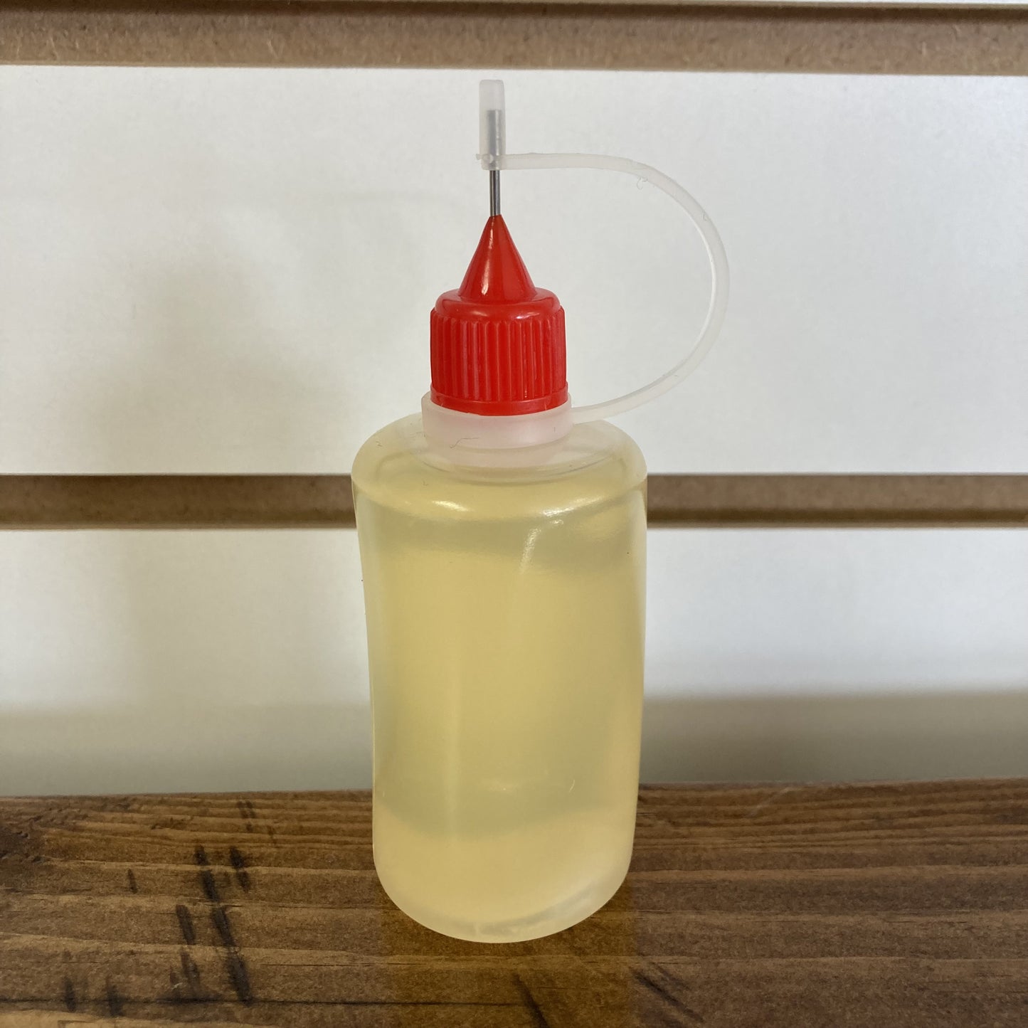 LCRC Tire Prep: Liquid Wrench Needle Oiler (Short Needle) 3 oz
