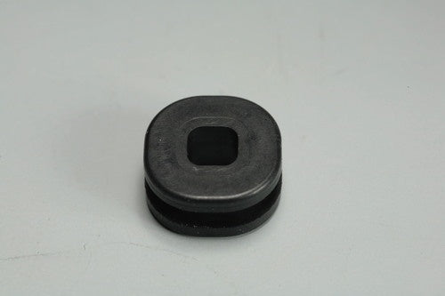 Mugen E0322 Radio Box Grommet