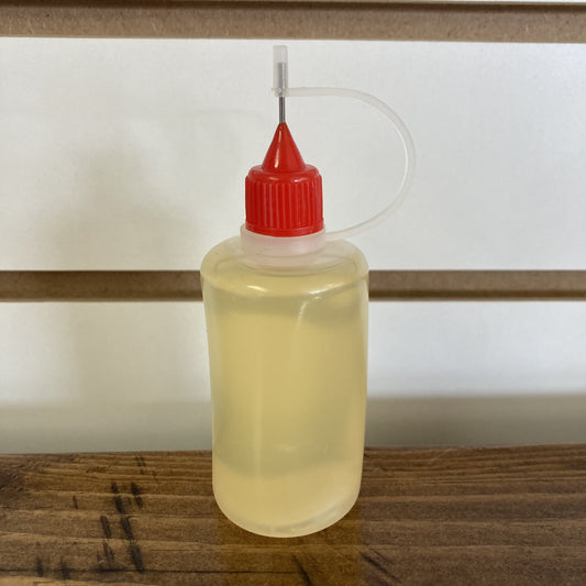 LCRC Tire Prep: Liquid Wrench Needle Oiler (Short Needle) 3 oz