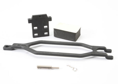 Traxxas 5827X Hold down, battery/ hold down retainer/ battery post/ foam spacer/ angled body clip